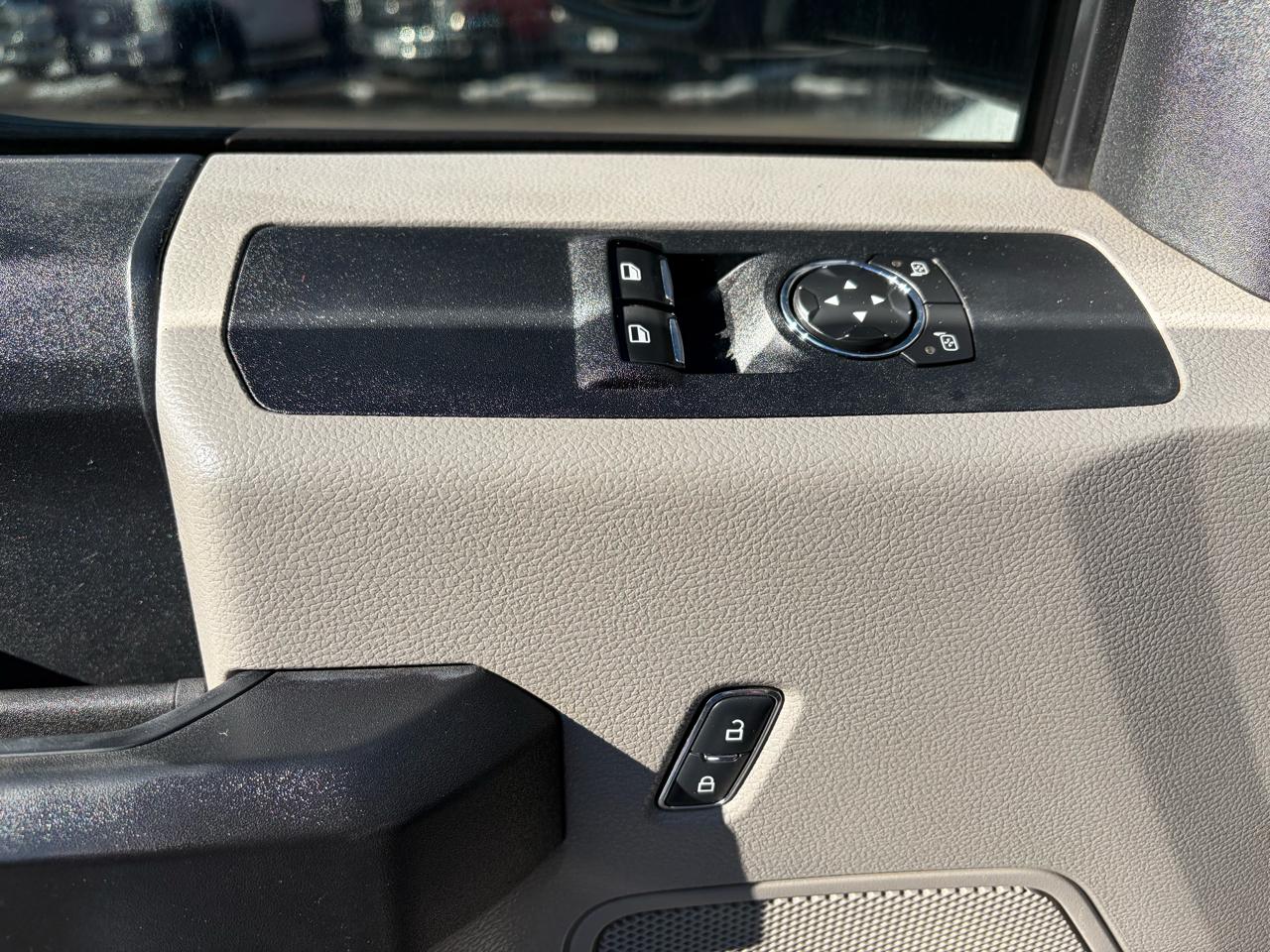 Ford Super Duty F-550 DRW  2017