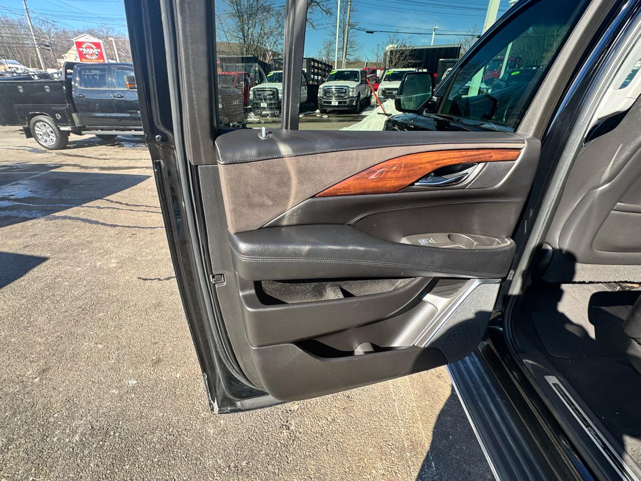 Cadillac Escalade ESV  2016