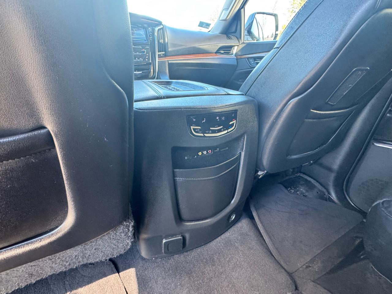 Cadillac Escalade ESV  2016