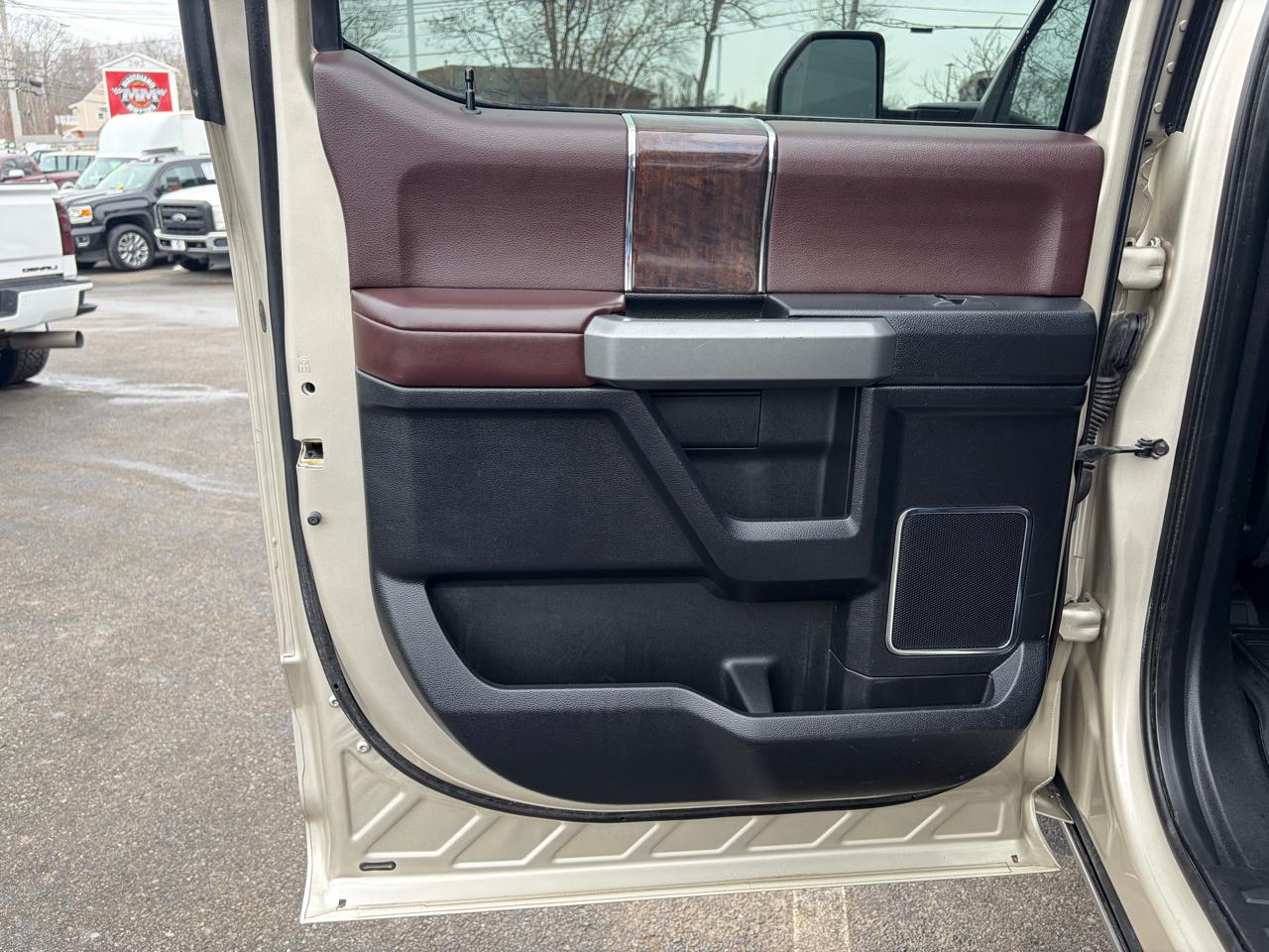 Ford Super Duty F-250 SRW  2017