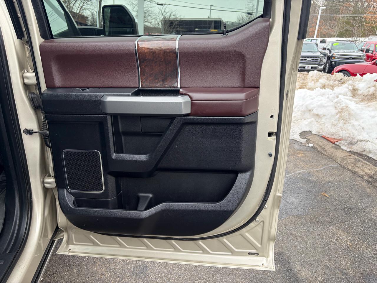 Ford Super Duty F-250 SRW  2017