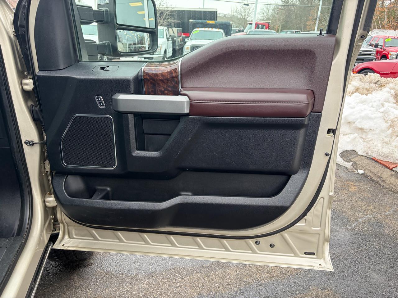 Ford Super Duty F-250 SRW  2017