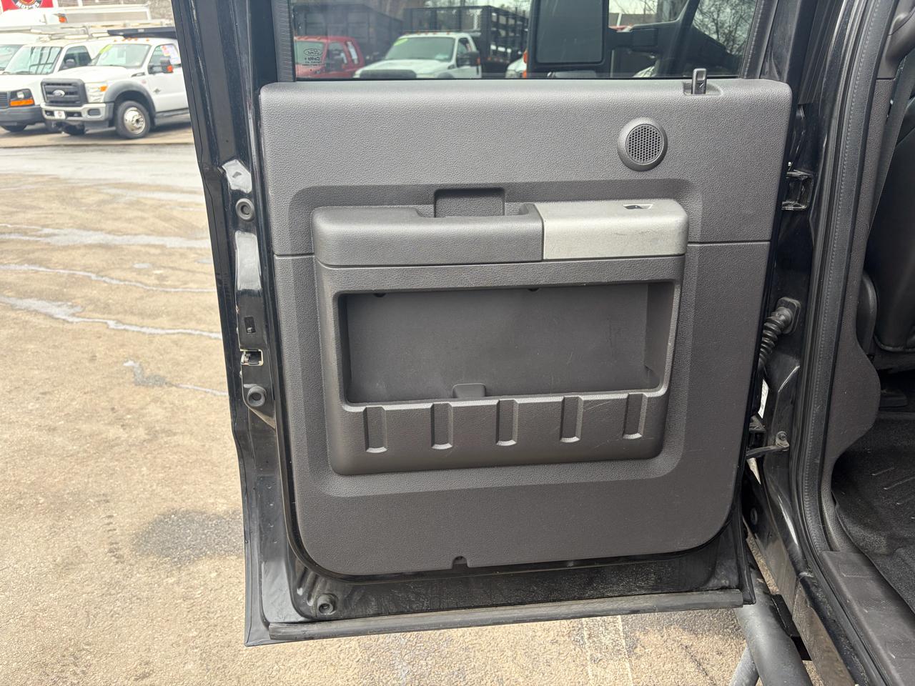 Ford Super Duty F-250 SRW  2012