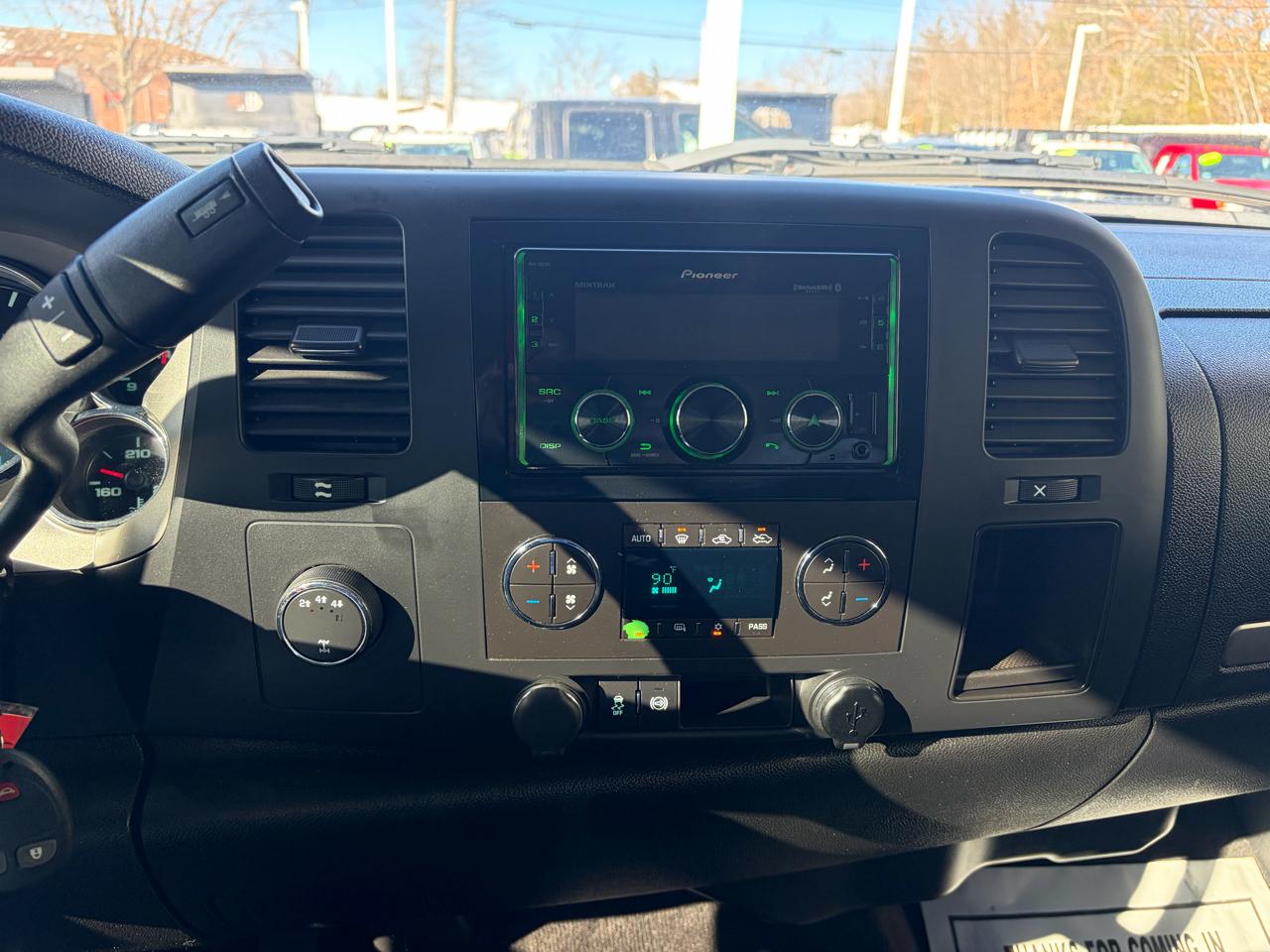 Chevrolet Silverado 2500HD  2013