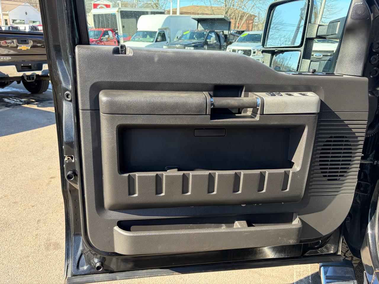 Ford Super Duty F-350 SRW  2015