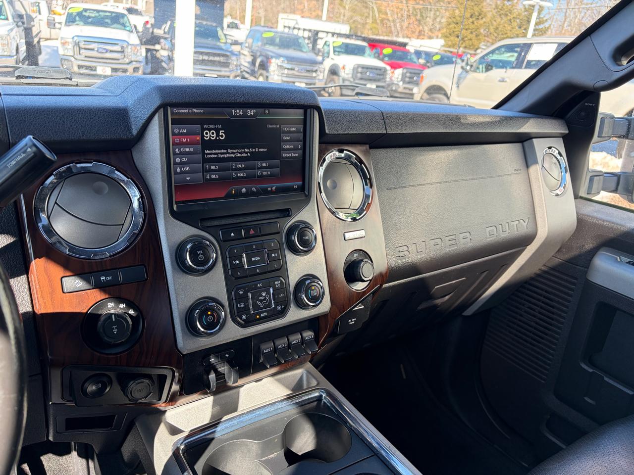 Ford Super Duty F-350 SRW  2015