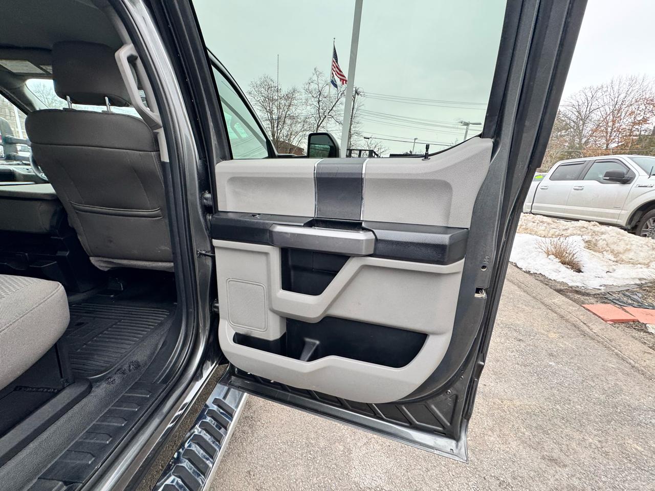 Ford Super Duty F-350 DRW  2019