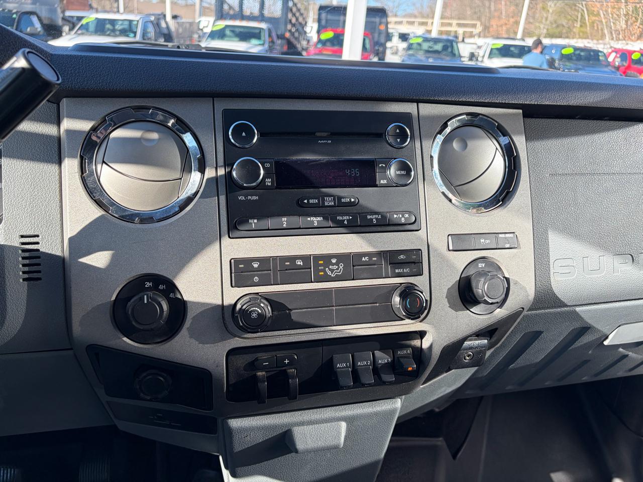 Ford Super Duty F-350 SRW  2012