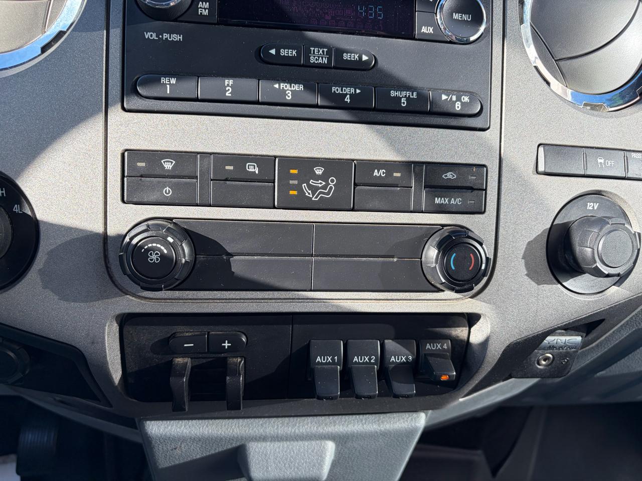 Ford Super Duty F-350 SRW  2012