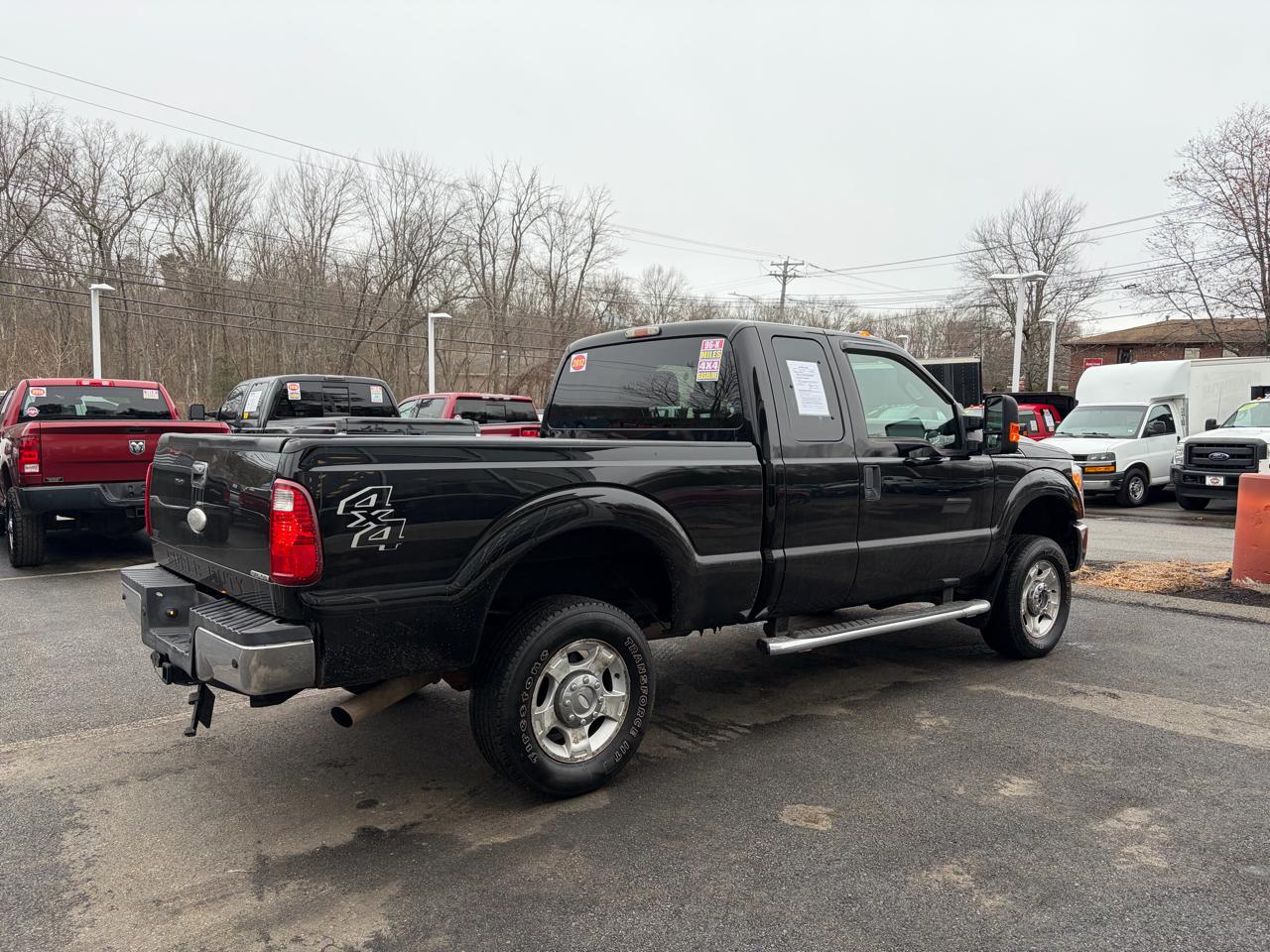 Ford Super Duty F-350 SRW  2012