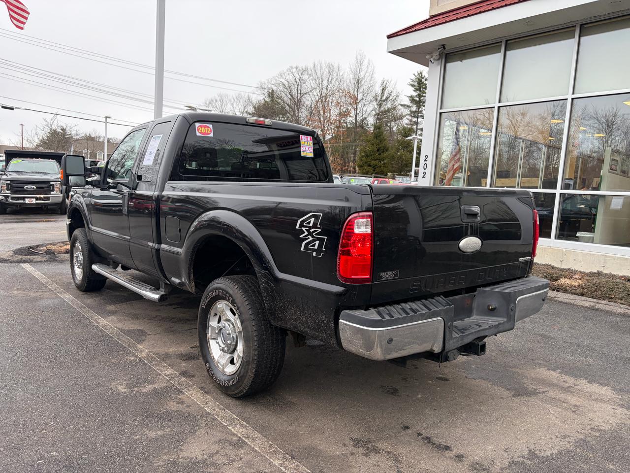 Ford Super Duty F-350 SRW  2012