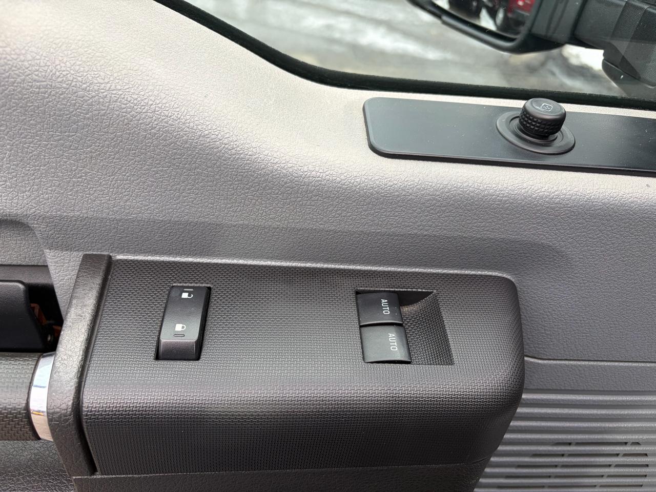 Ford Super Duty F-250 SRW  2014