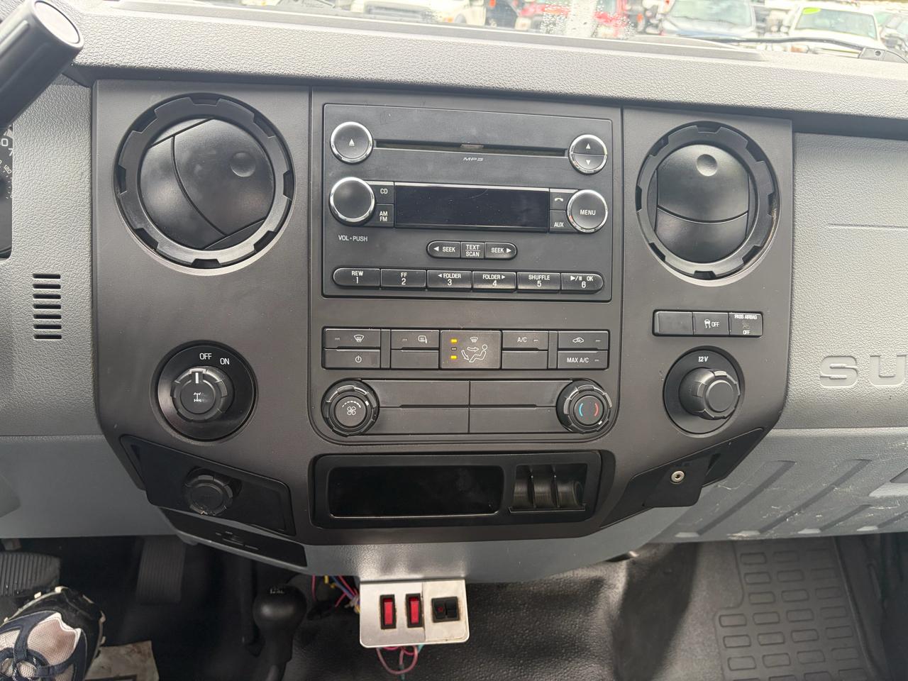 Ford Super Duty F-250 SRW  2014