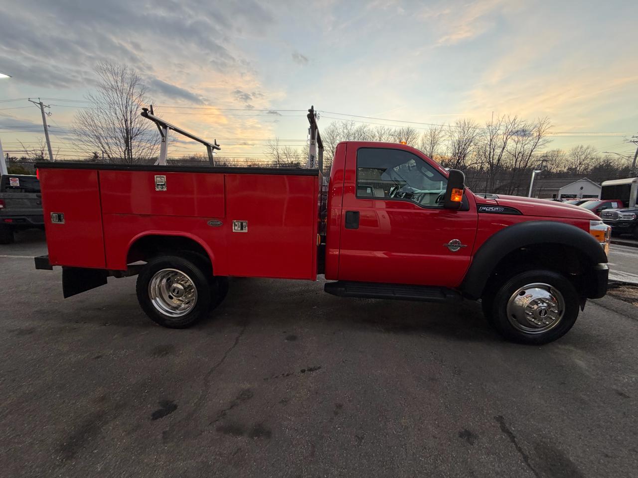 Ford Super Duty F-550 DRW  2016