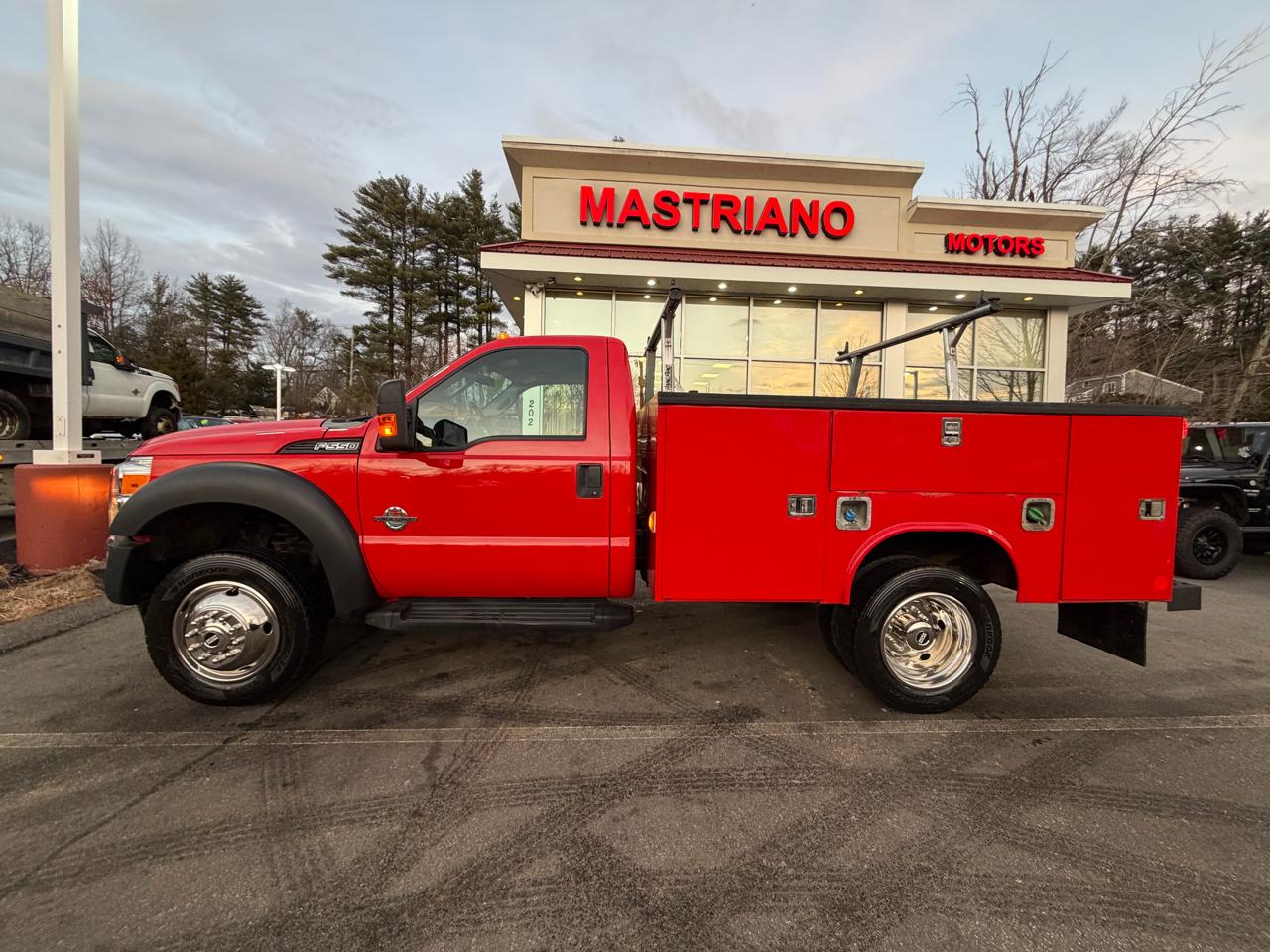 Ford Super Duty F-550 DRW  2016