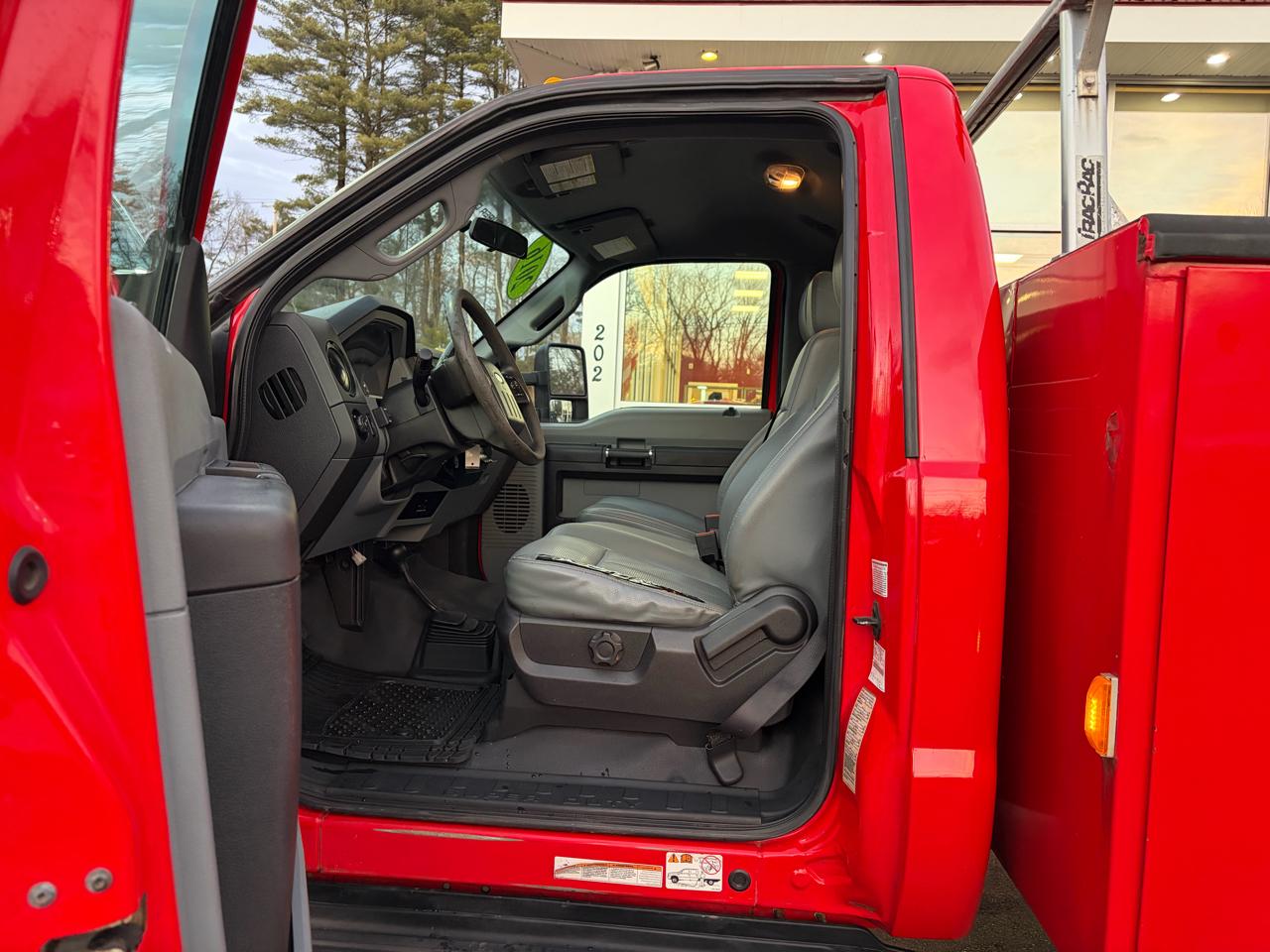 Ford Super Duty F-550 DRW  2016