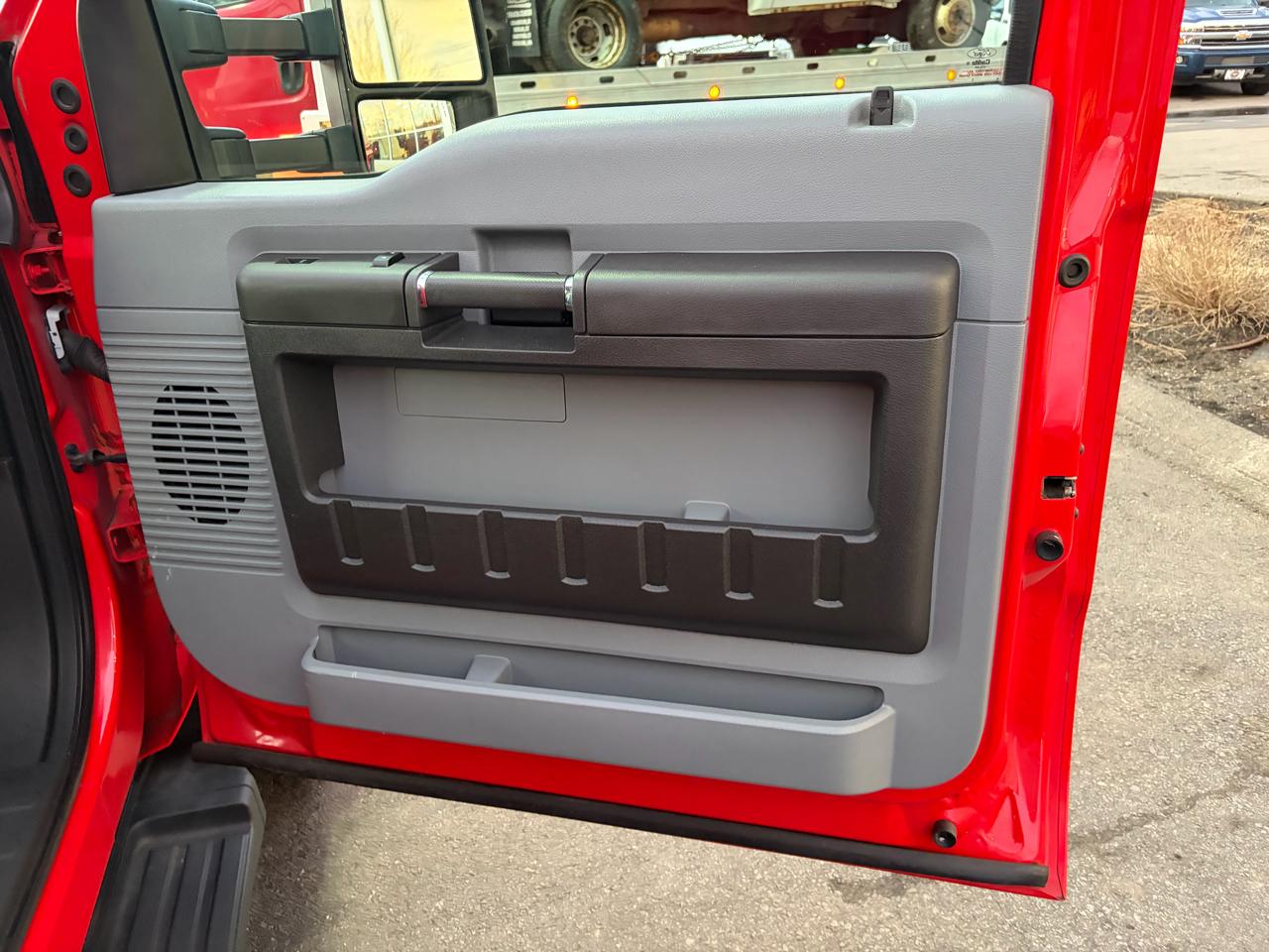 Ford Super Duty F-550 DRW  2016