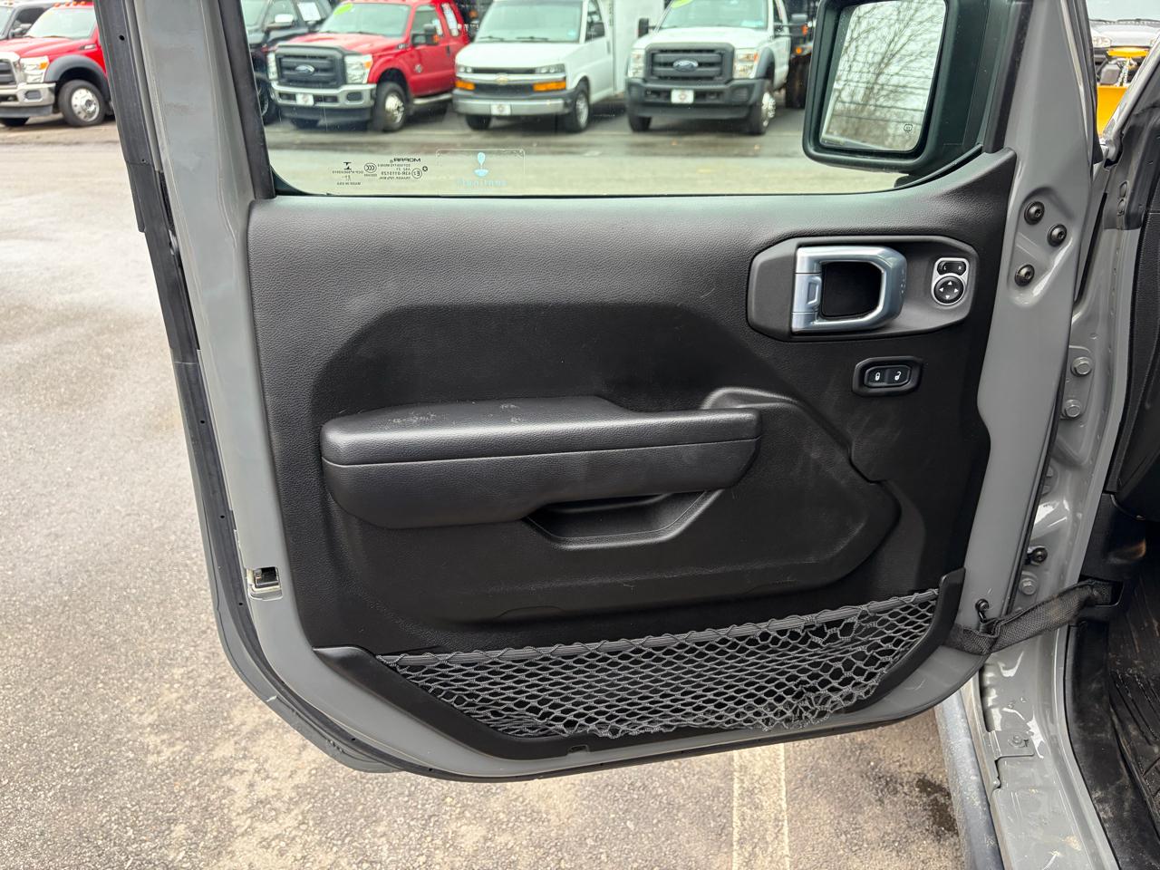 Jeep Gladiator  2021