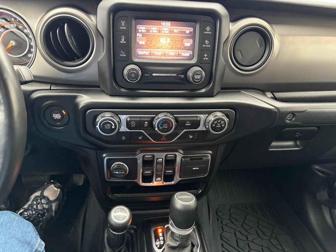 Jeep Gladiator  2021