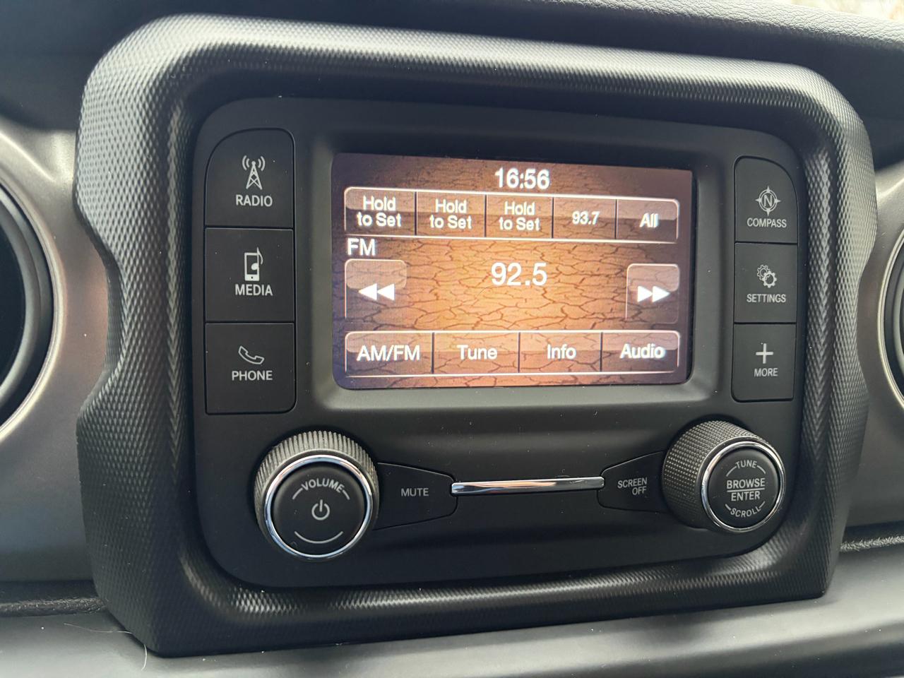 Jeep Gladiator  2021