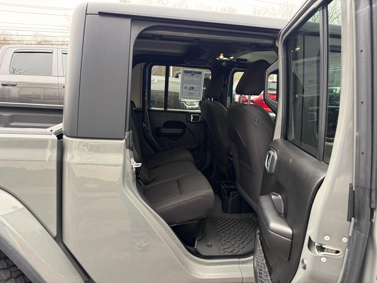 Jeep Gladiator  2021