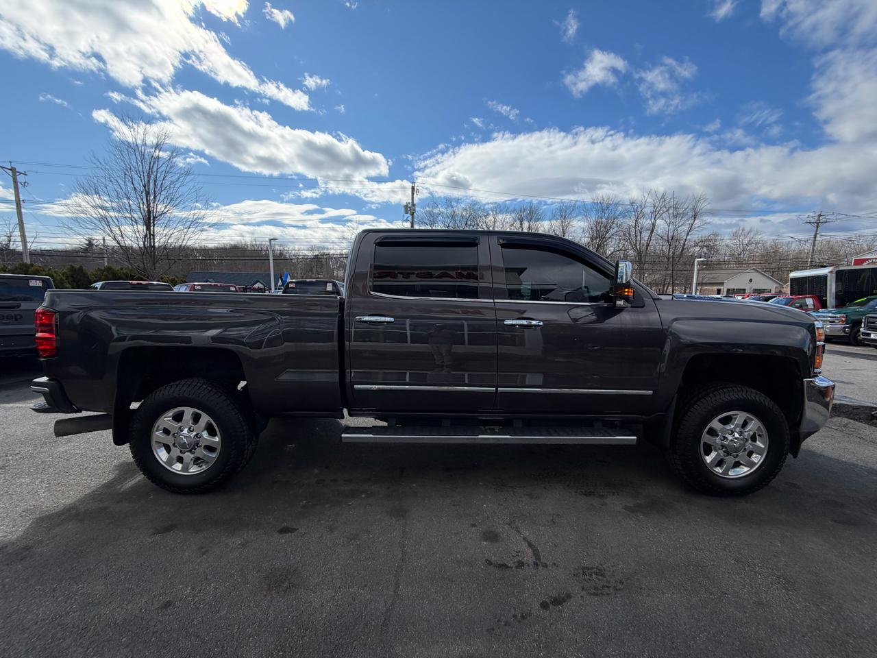 Chevrolet Silverado 2500HD Built After Aug 14  2015