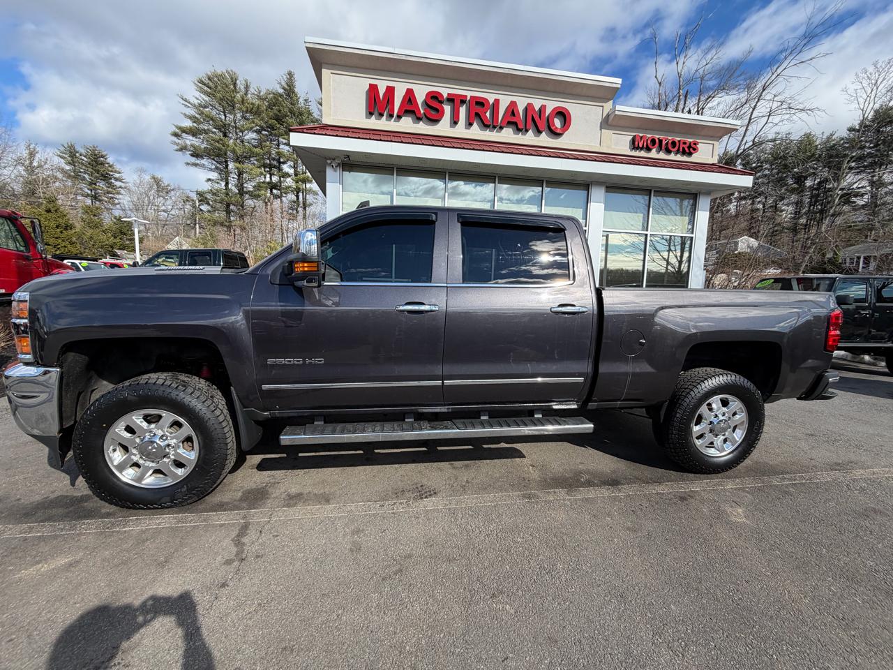 Chevrolet Silverado 2500HD Built After Aug 14  2015