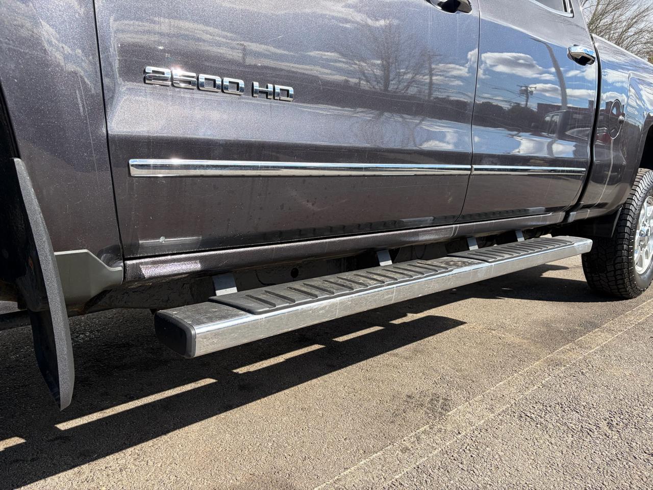 Chevrolet Silverado 2500HD Built After Aug 14  2015