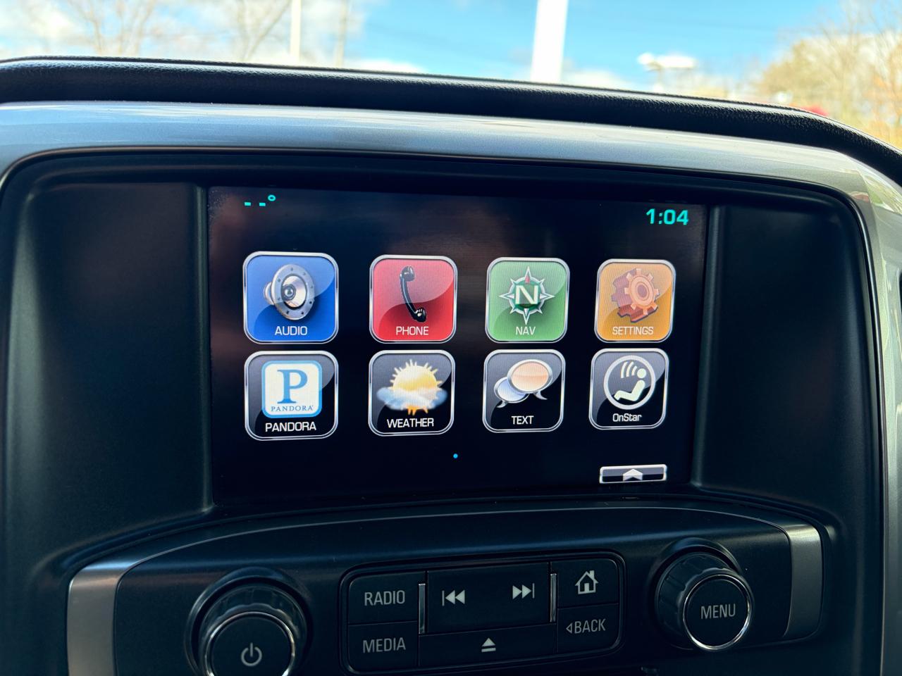 Chevrolet Silverado 2500HD Built After Aug 14  2015