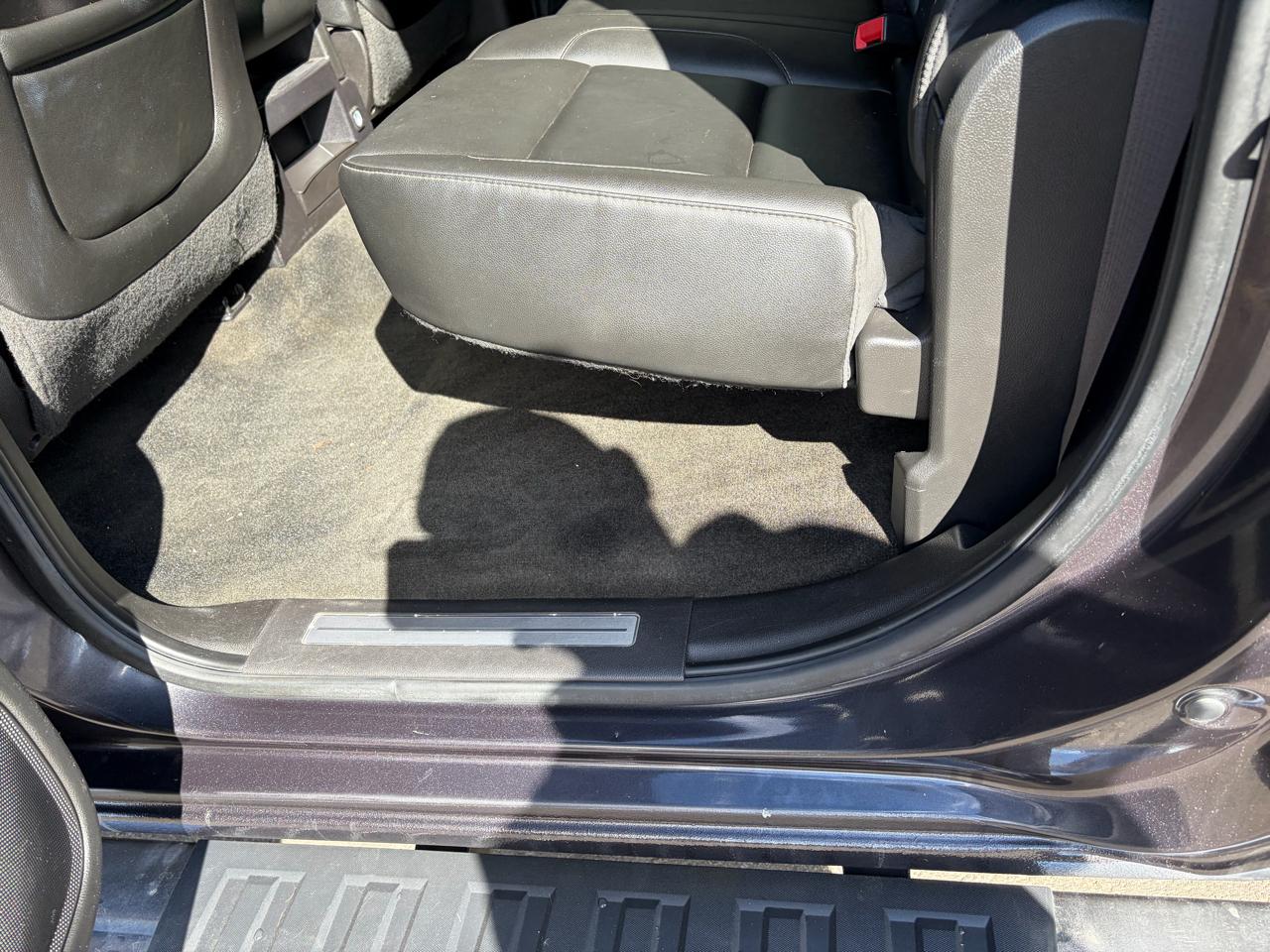 Chevrolet Silverado 2500HD Built After Aug 14  2015