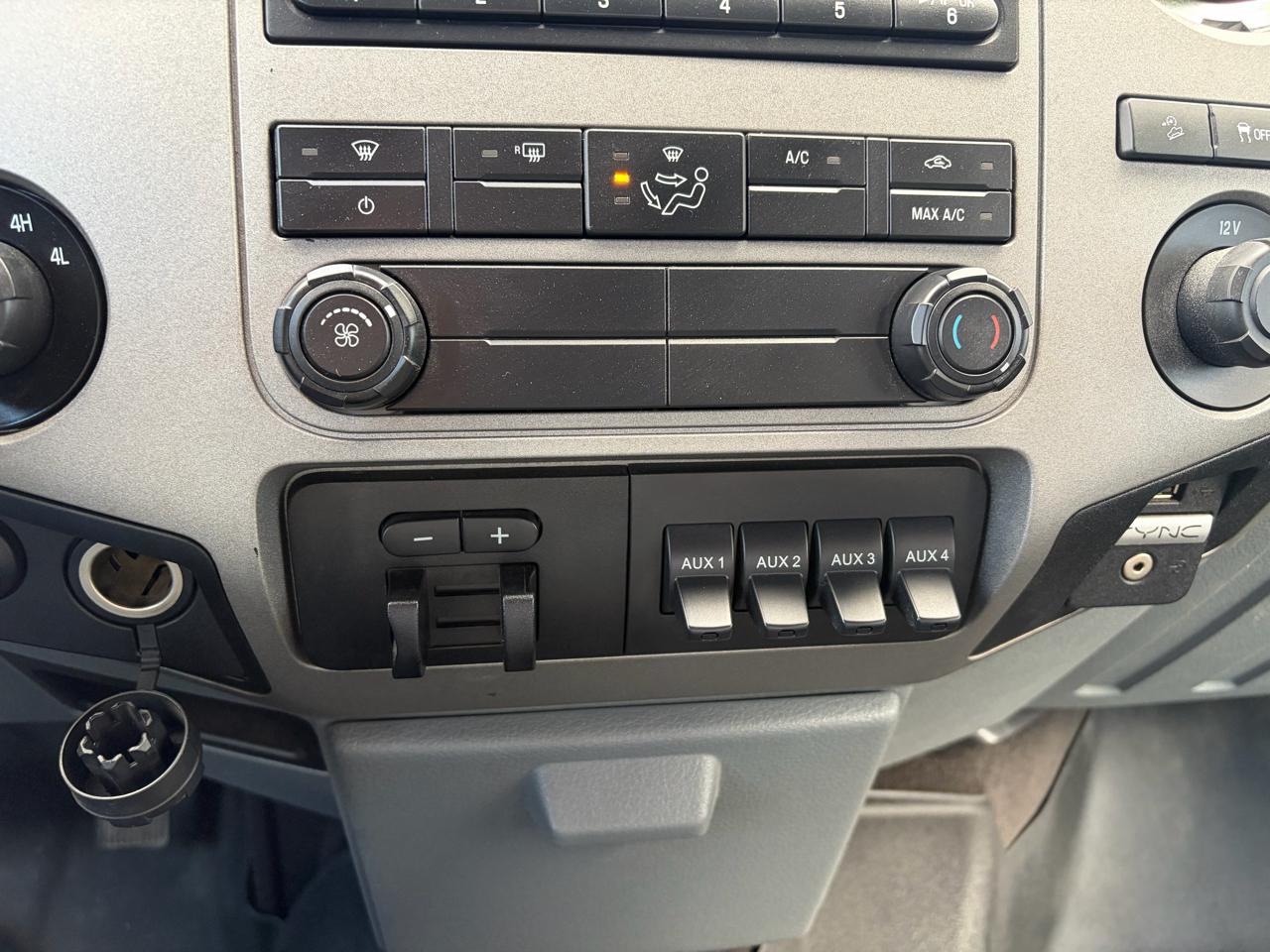 Ford Super Duty F-350 SRW  2016