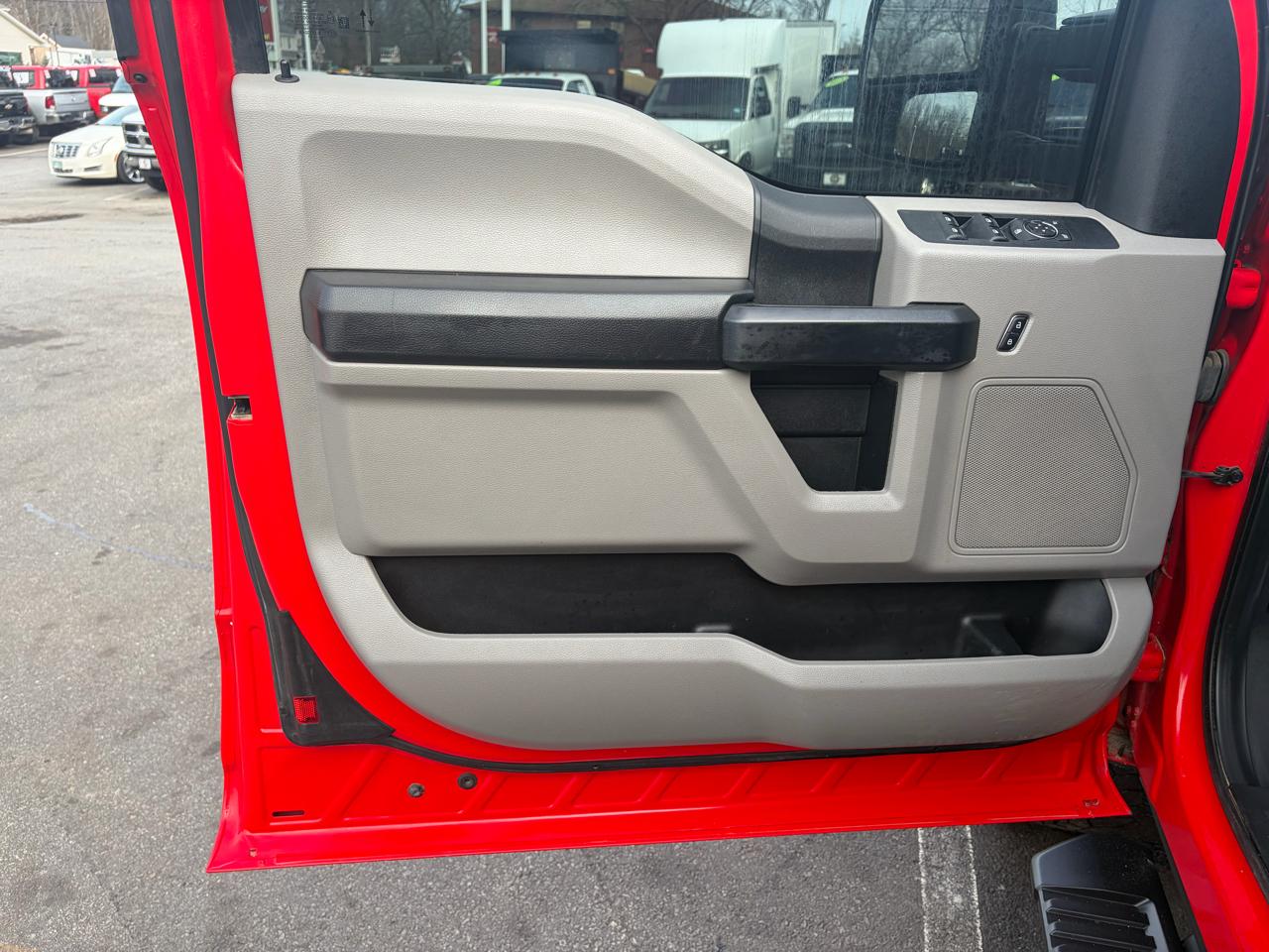 Ford Super Duty F-350 SRW  2021