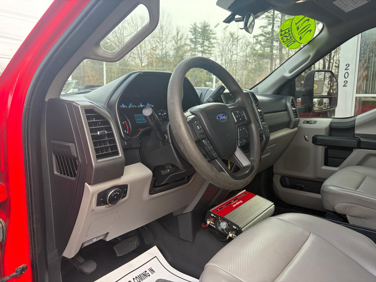 Ford Super Duty F-350 SRW  2021