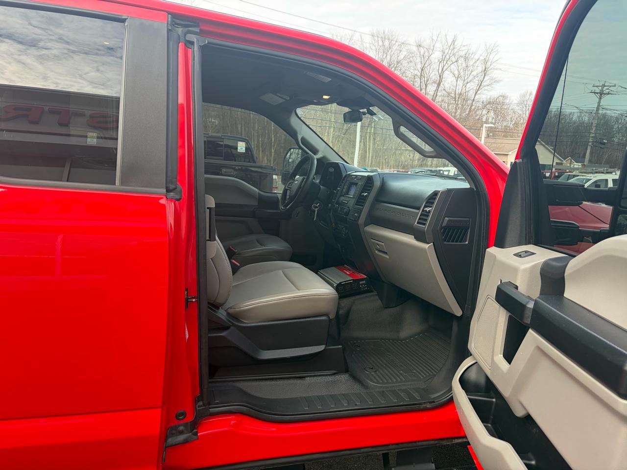 Ford Super Duty F-350 SRW  2021