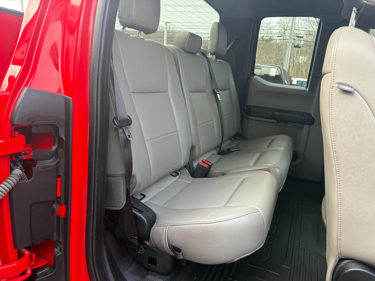 Ford Super Duty F-350 SRW  2021