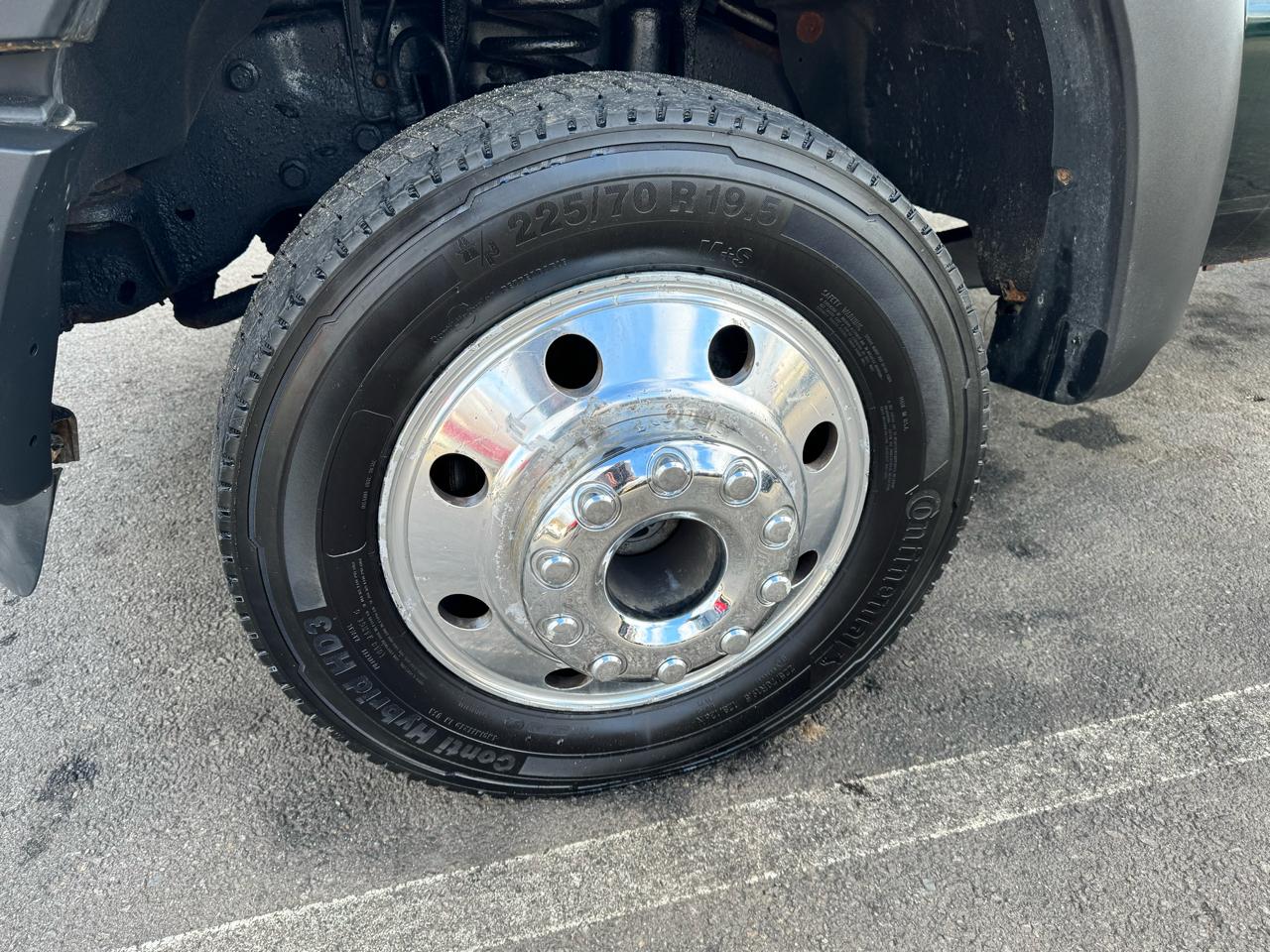 Ford Super Duty F-550 DRW  2013