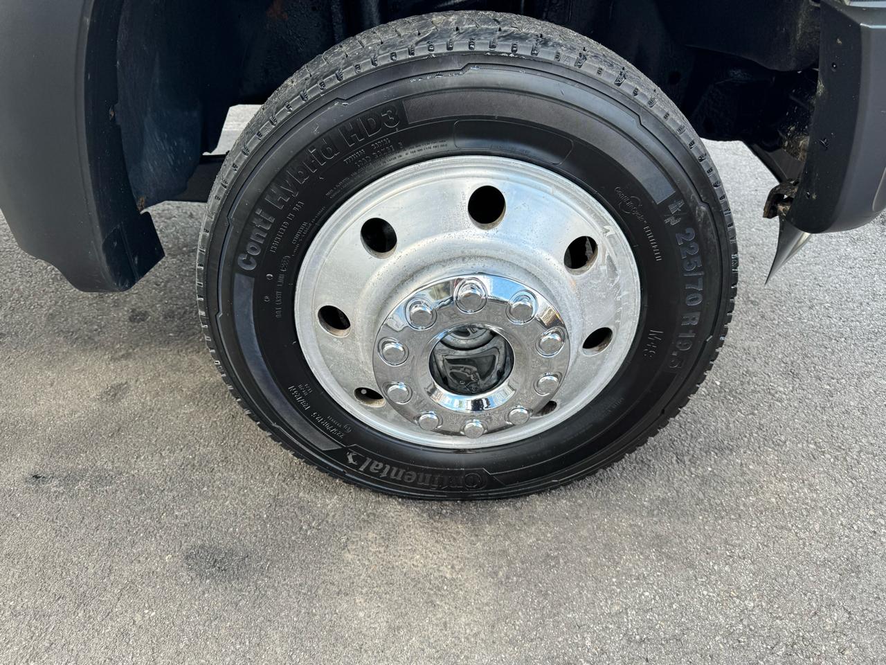 Ford Super Duty F-550 DRW  2013