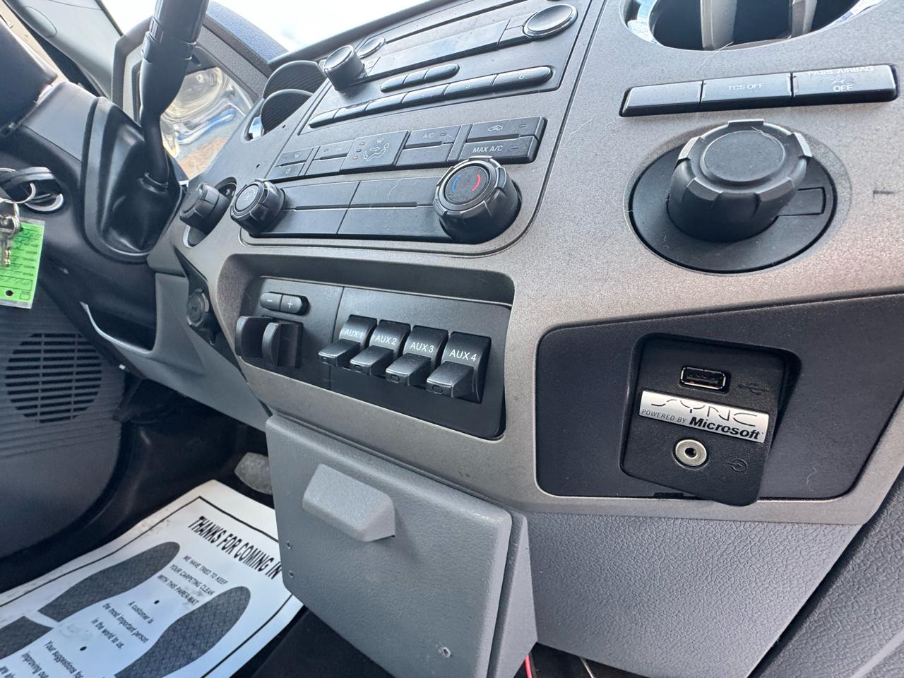 Ford Super Duty F-550 DRW  2013