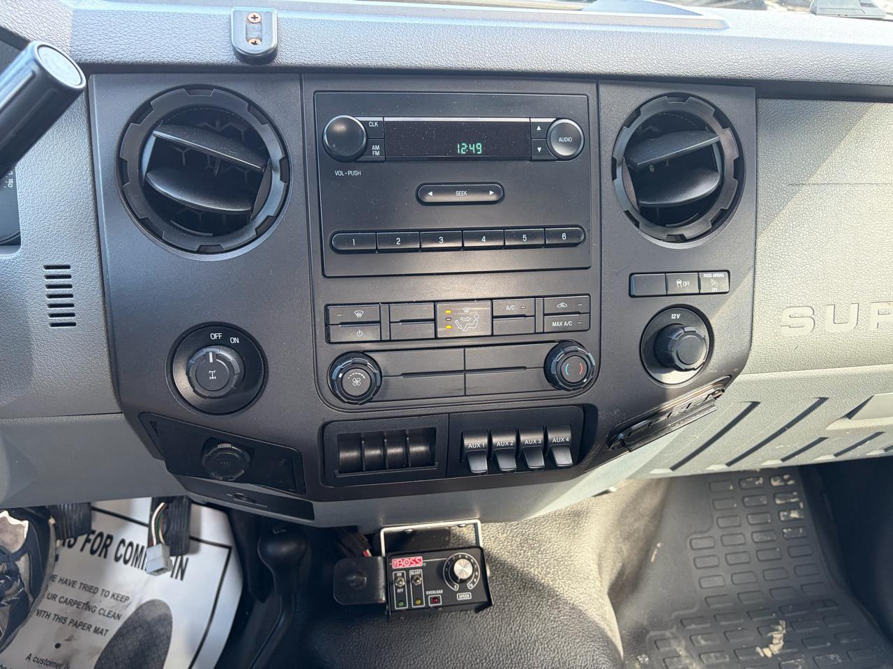 Ford Super Duty F-350 SRW  2012