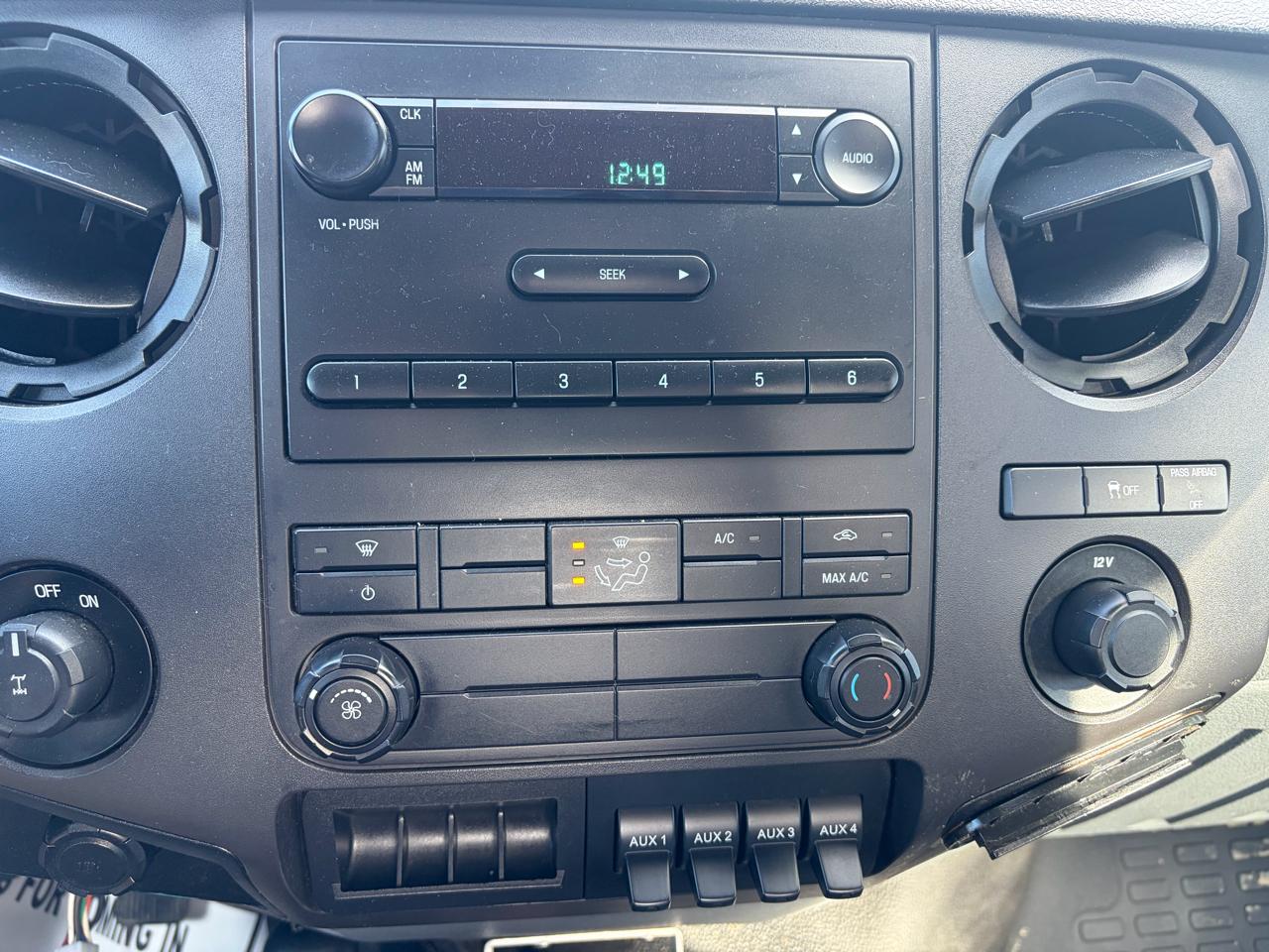 Ford Super Duty F-350 SRW  2012