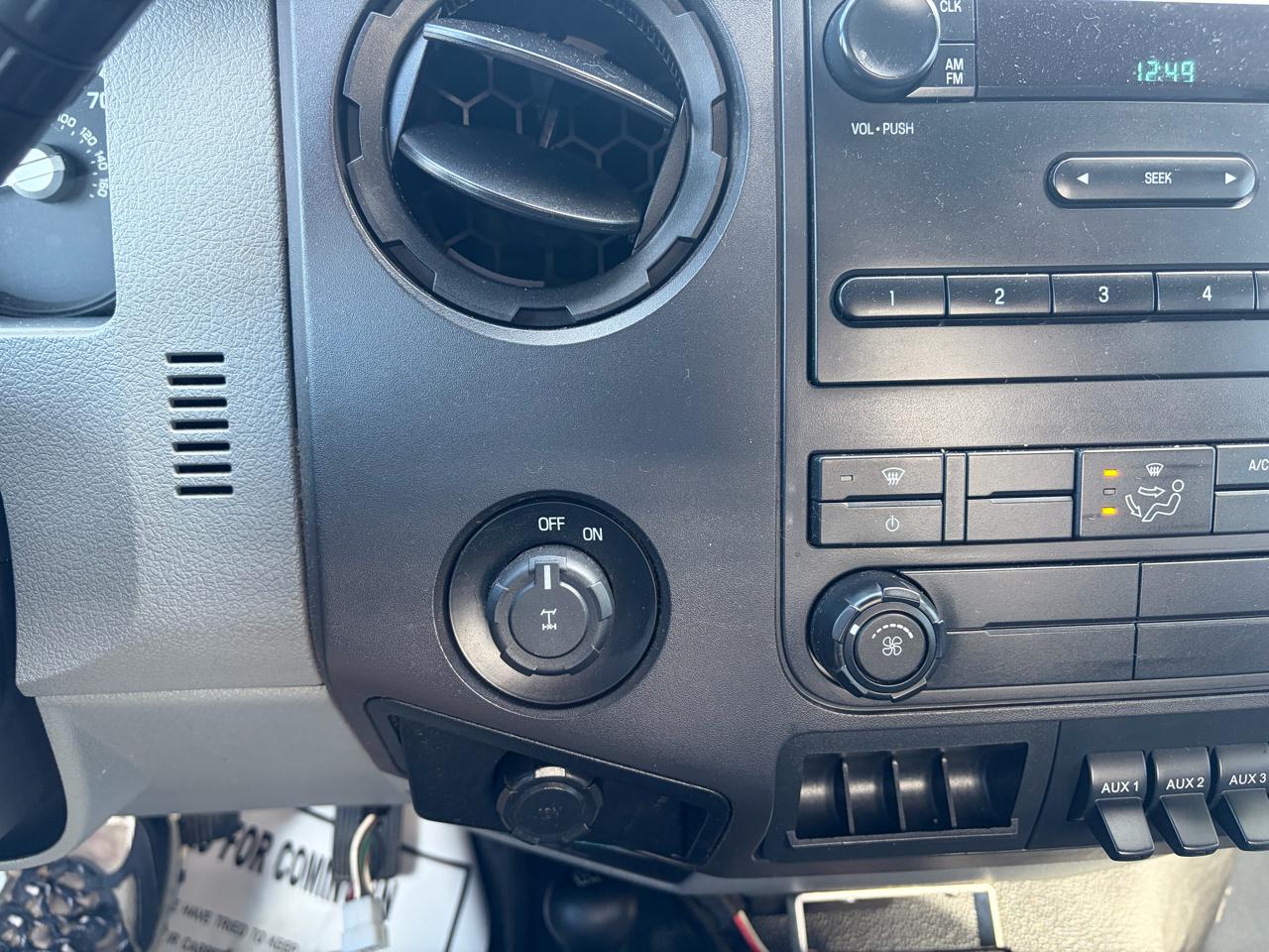 Ford Super Duty F-350 SRW  2012