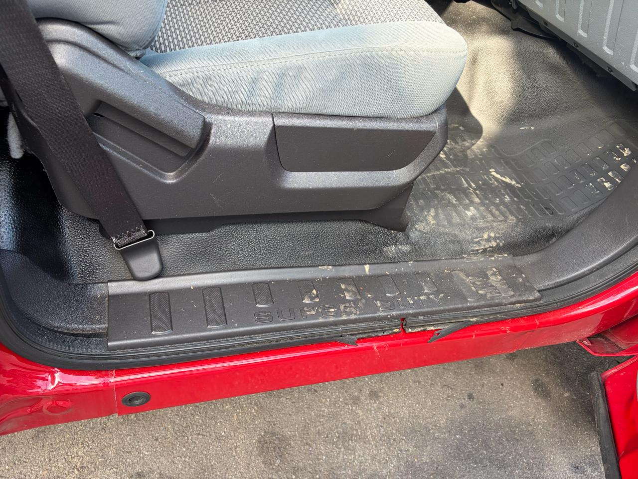 Ford Super Duty F-350 SRW  2012