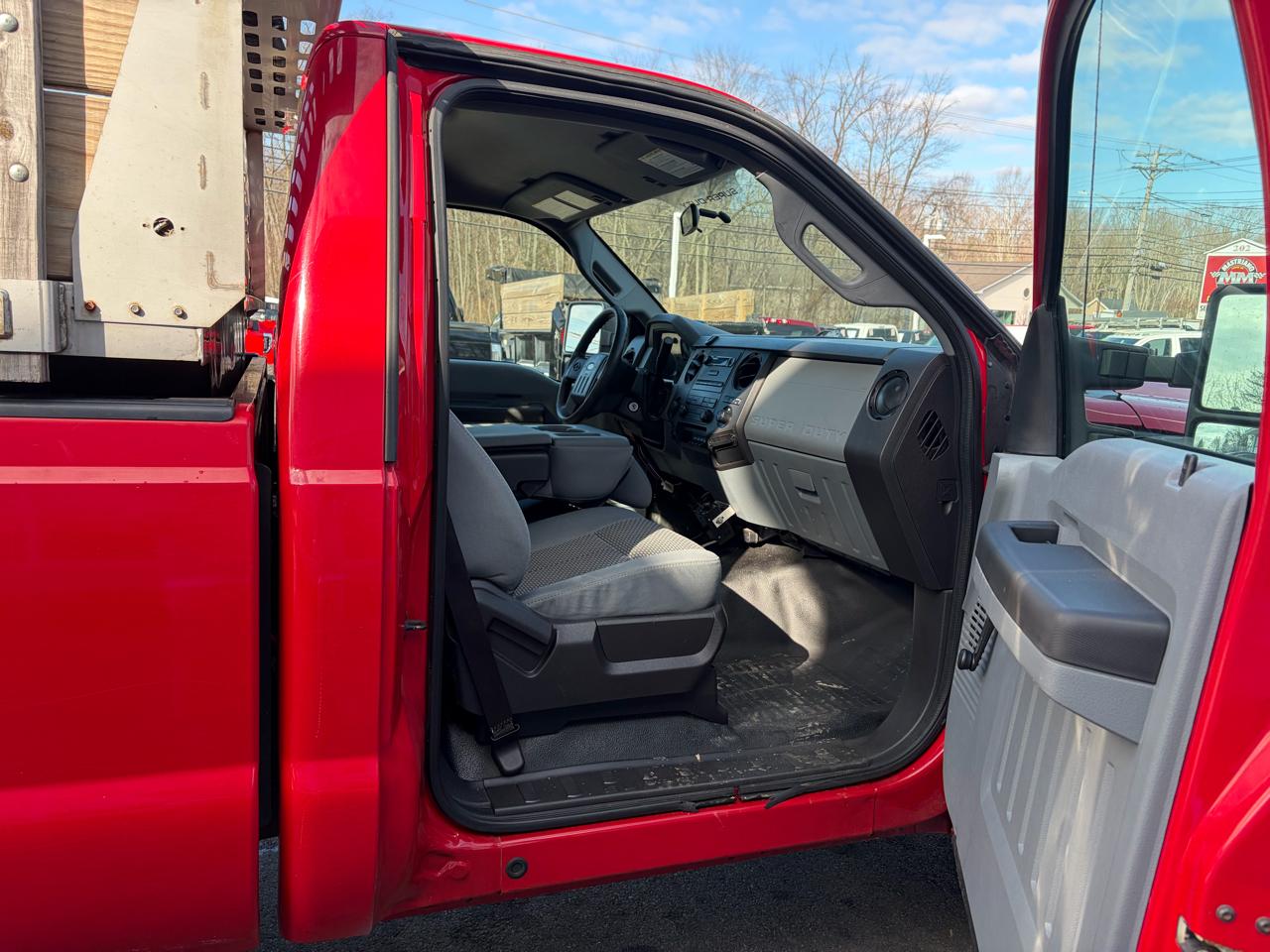 Ford Super Duty F-350 SRW  2012