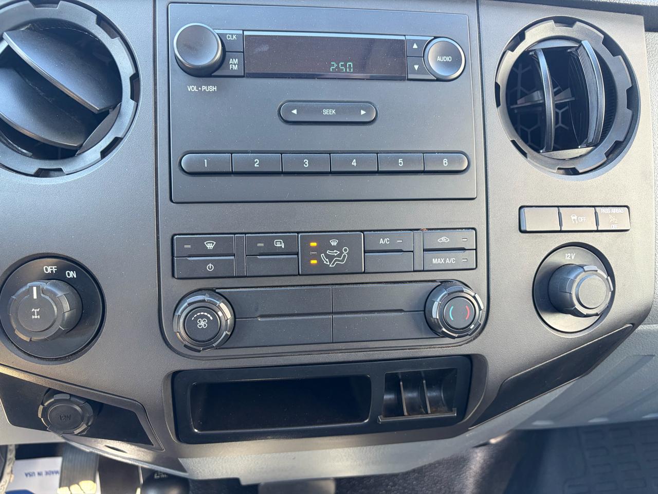 Ford Super Duty F-250 SRW  2015