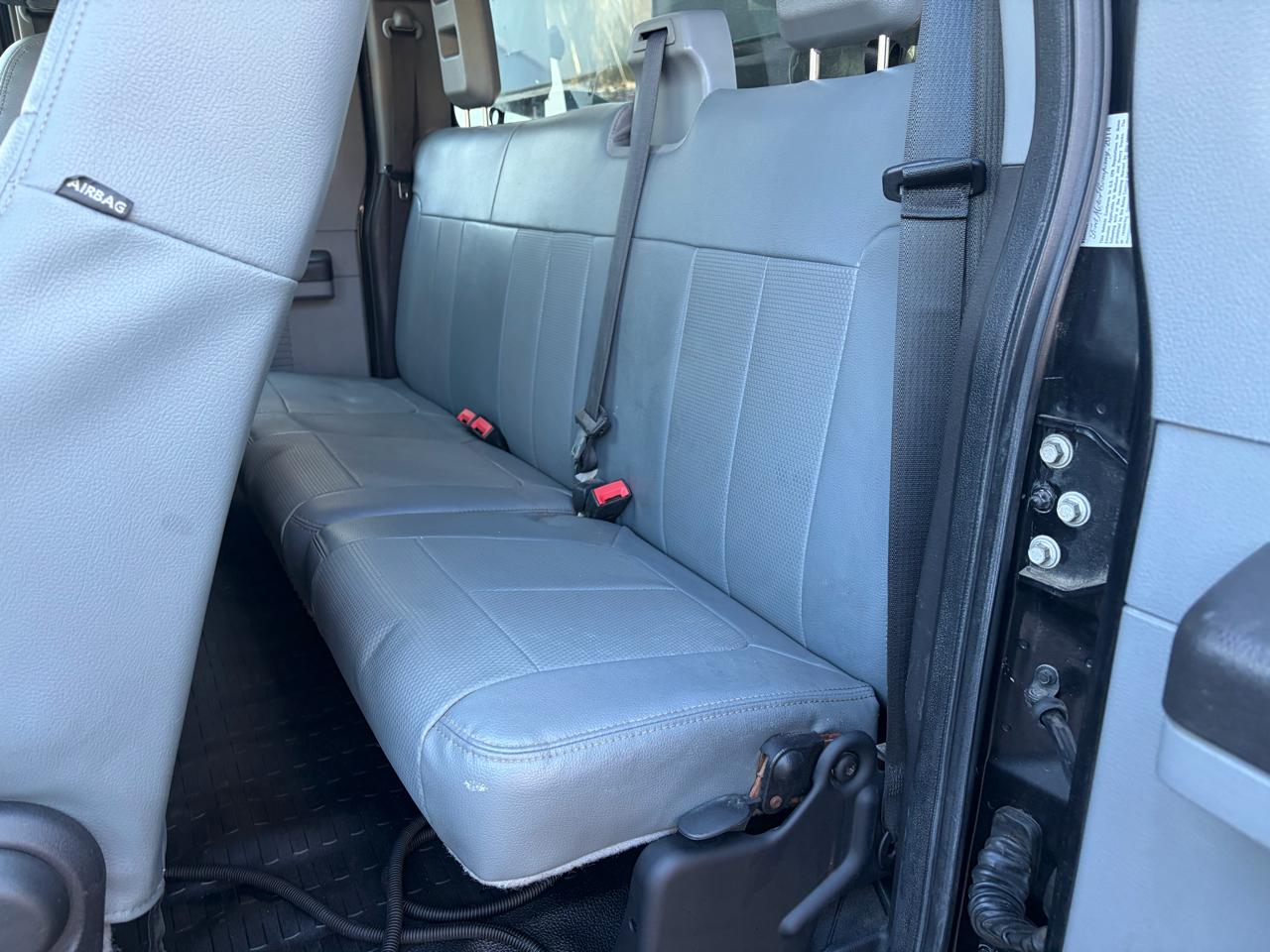 Ford Super Duty F-350 DRW  2015