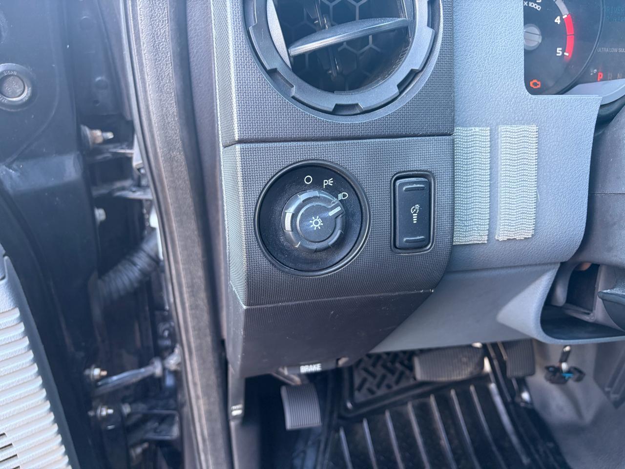 Ford Super Duty F-350 DRW  2015