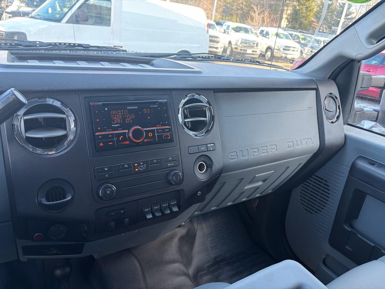 Ford Super Duty F-350 DRW  2015