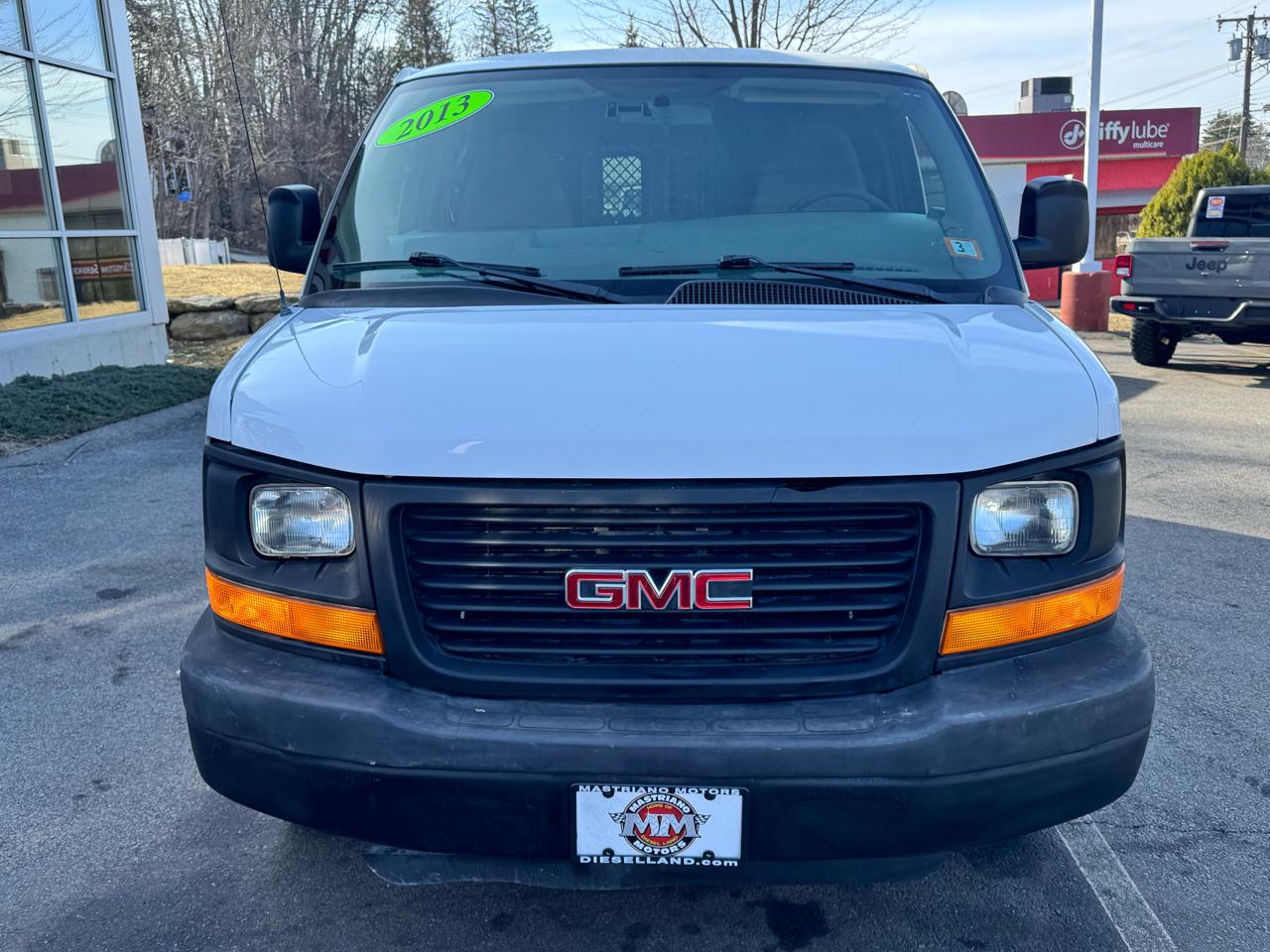 GMC Savana Cargo Van  2013