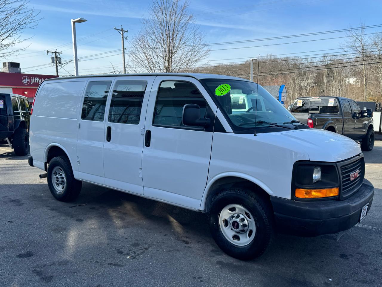 GMC Savana Cargo Van  2013