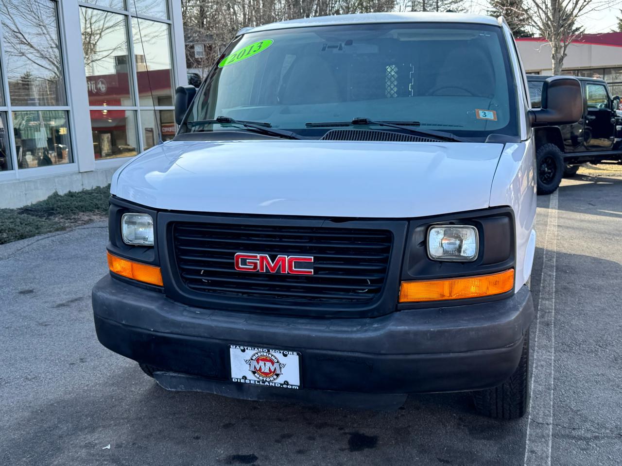 GMC Savana Cargo Van  2013
